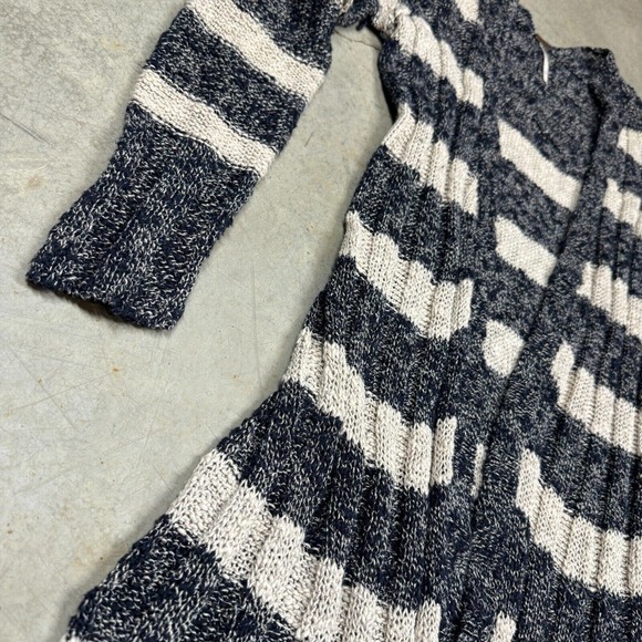 Free People Womens Open Knit Cardigan Sweater Long Sz M Blue Cream Holiday - Picture 4 of 9